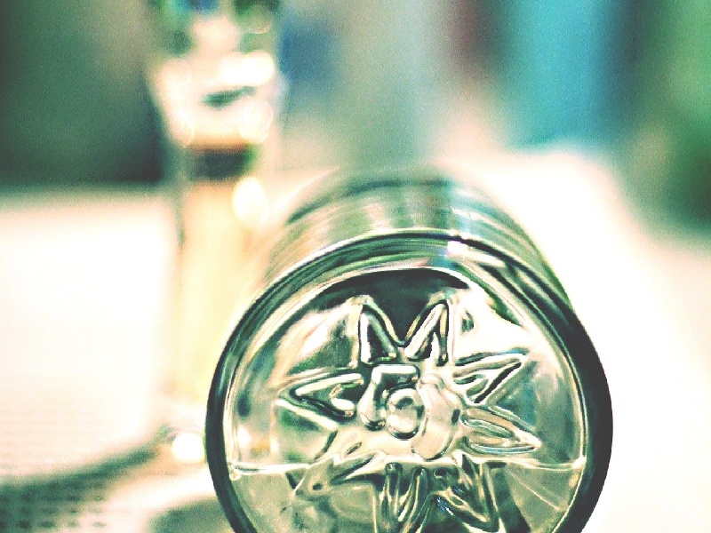 做试管卵巢痛(试管看几次胚胎)